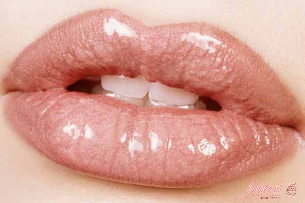 Как зрительно сделать губы пухлыми