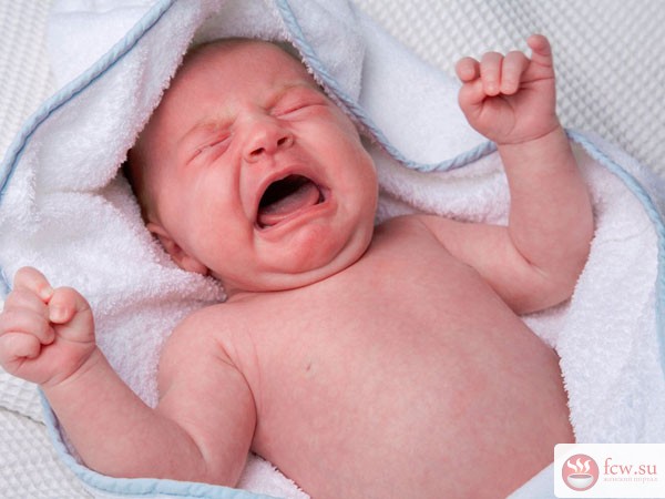 Шесть основных причин плача малышей