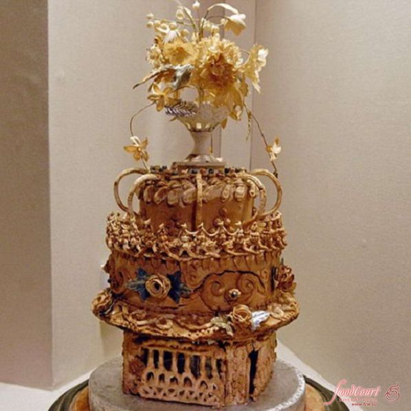 Самый старый свадебный торт